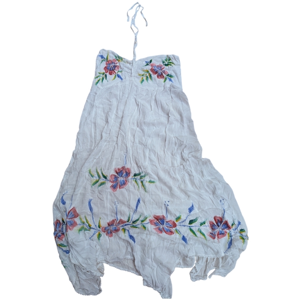 Floral Embroidered White dress (2/ 22 $ on selected item)